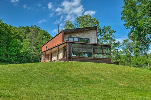 Luxe And Modern Home 30mi To Saratoga Springs!