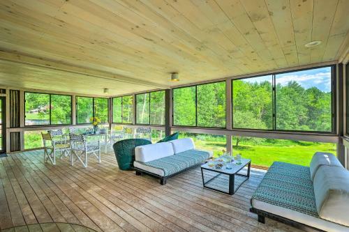 Luxe And Modern Home 30mi To Saratoga Springs!