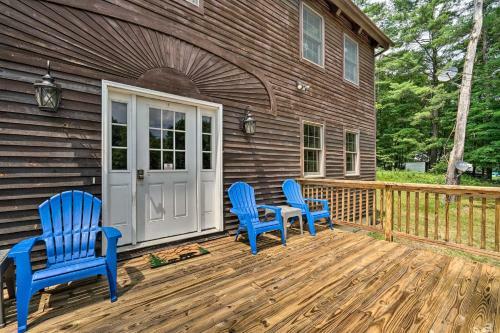 Exquisite Cabin With Deck And Fire Pit, 10 Mi To Lake