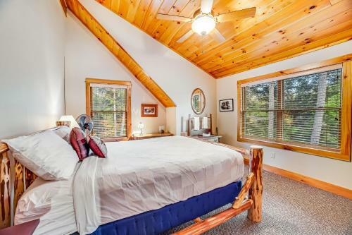 Hemlock Lodge