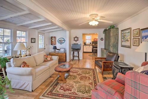 Lakefront Canandaigua Home With Grill, Fire Pit
