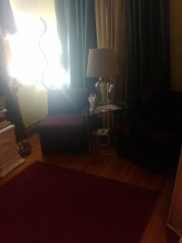 Bed & Breakfast Airport Manor