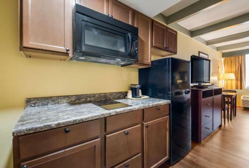 Suburban Extended Stay Hotel Buffalo