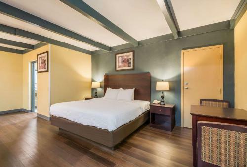 Suburban Extended Stay Hotel Buffalo