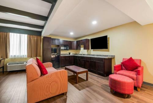 Suburban Extended Stay Hotel Buffalo