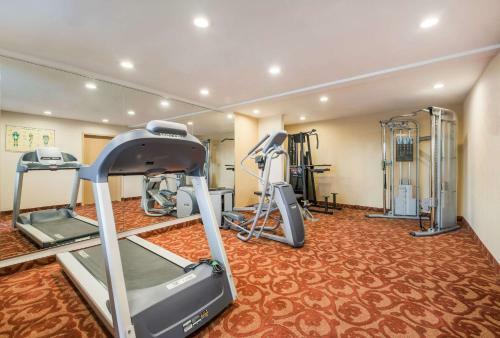 Suburban Extended Stay Hotel Buffalo