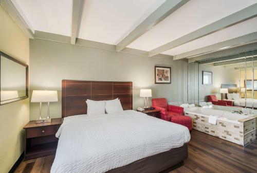 Suburban Extended Stay Hotel Buffalo