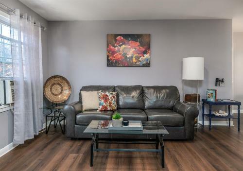 Modern & Updated Apartment In Heart Of Buffalo