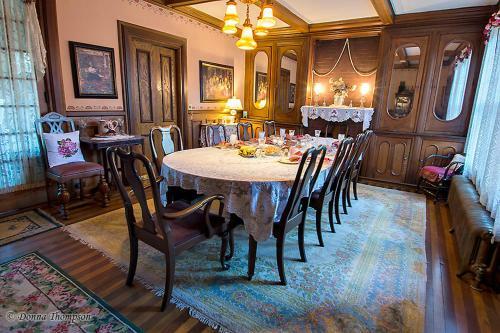 Bed & Breakfast Rosewood Inn