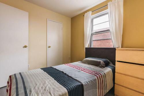 Large Apartment In Brooklyn+ Balcony (water View)