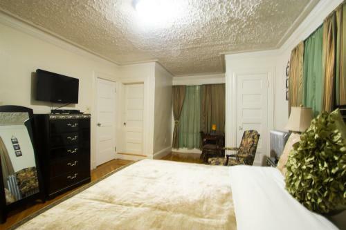A And Fayebed And Breakfast, Inc,