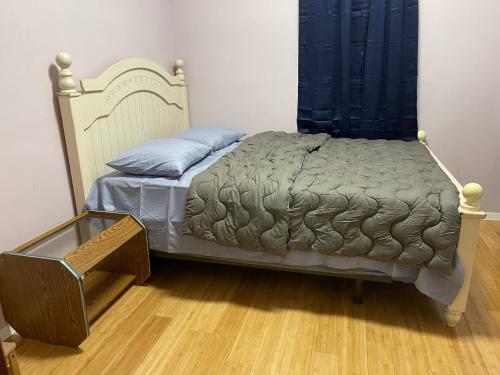 Apartment For 6 Guests Near Subway