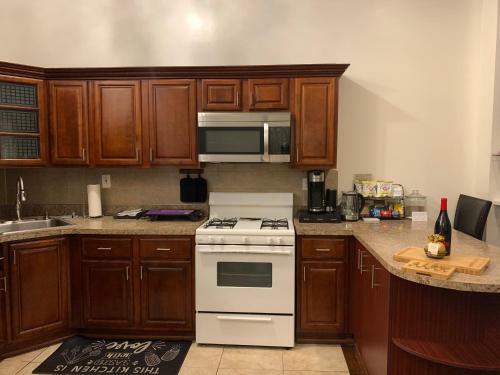 Charming Two Bedroom Apartment In Bushwick!