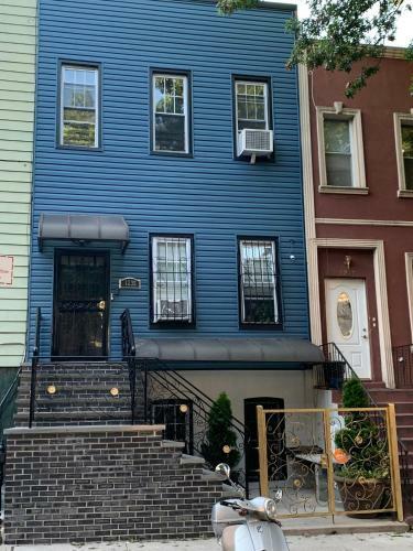 Charming Two Bedroom Apartment In Bushwick!