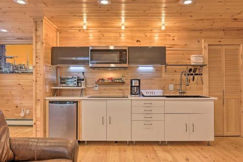 Cozy Couples Cabin Hike, Dine, Fish, And More!