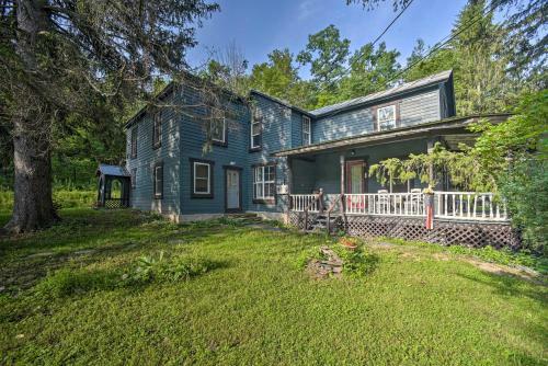 Spacious Durham Home With Separate Living Areas