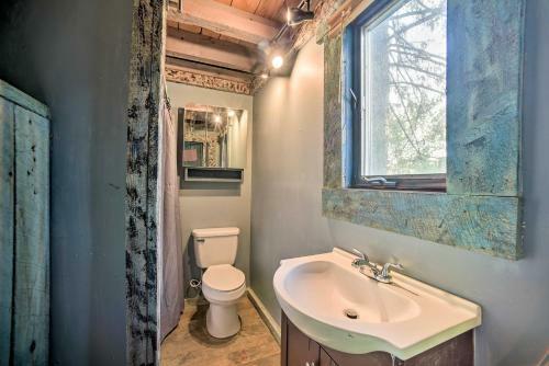 Spacious Durham Home With Separate Living Areas