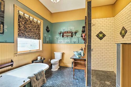 Unique Pet Friendly Home - 3 Mi To Dundee Wineries