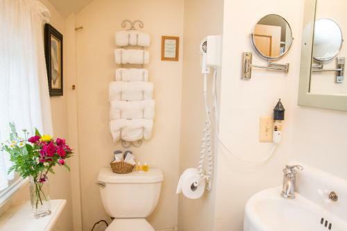 Bed & Breakfast Inn At Silver Maple Farm
