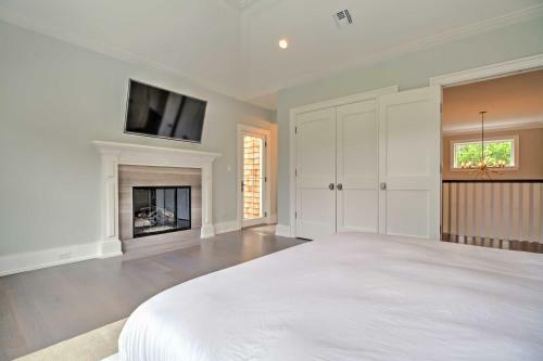Luxury East Hampton Home With Private Saltwater Pool!