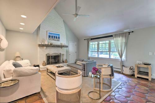Home In Historic Art District Poolside Oasis