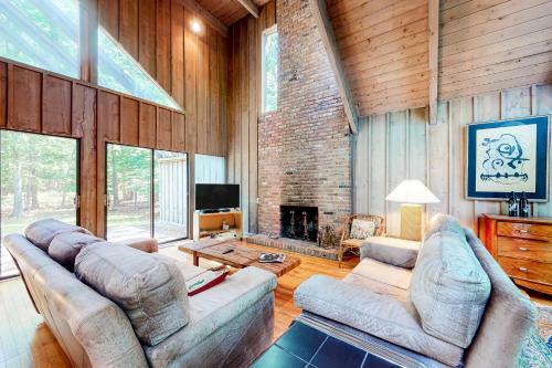 Sunny East Hampton Saltbox