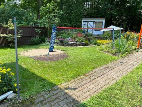 Quiet Surprise In The Suburbs-gardens & Sunroom