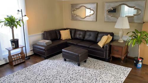 The Kelly House - 4 Br Historic Lodge - Downtown