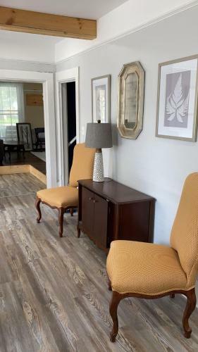 The Kelly House - 4 Br Historic Lodge - Downtown