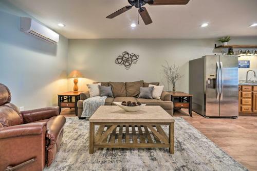 Apartamento Modern Apt Near Lake George - Walk To Beach!