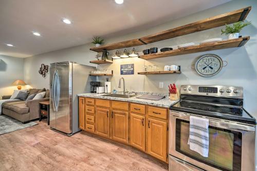 Apartamento Modern Apt Near Lake George - Walk To Beach!