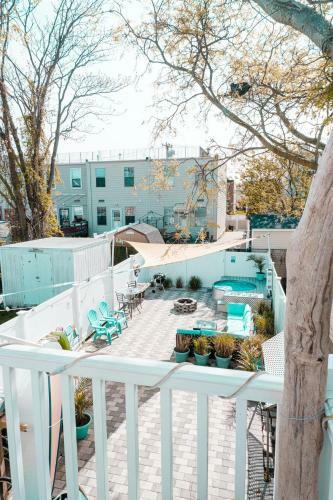 Beach Bum's Paradise With Tiki Bar And Plunge Pool!