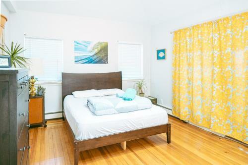 Vintage Beach House, Perfectly Located