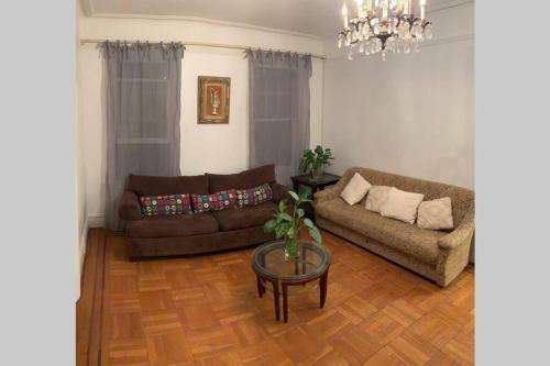 Cozy 2 Bedroom Apartment In Queens
