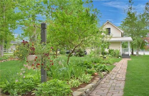 Beautiful Bonita Home