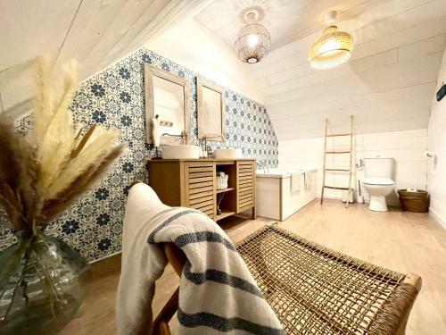 Maison Maillots Et Bigorneaux, 19 Pers, Jacuzzi, 40m de La Mer
