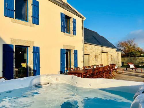 Maison Maillots Et Bigorneaux, 19 Pers, Jacuzzi, 40m de La Mer