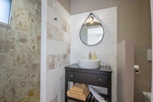 Hostal Les Jardins Du Cloestro