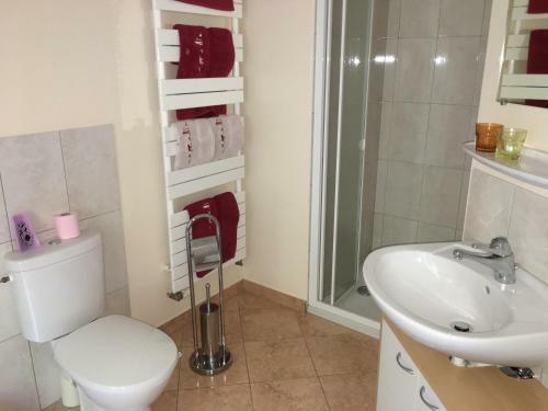 Hostal Chambres D'h�tes Des Cascades St-nicolas