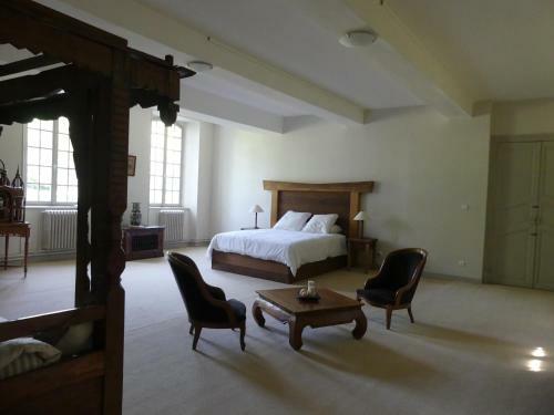 Bed & Breakfast Chateau Du Val Larbont