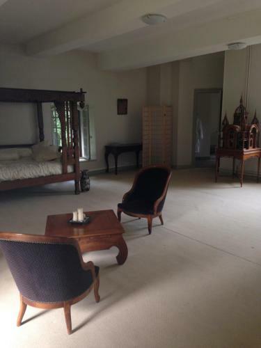 Bed & Breakfast Chateau Du Val Larbont