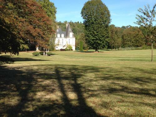 Bed & Breakfast Chateau Du Val Larbont