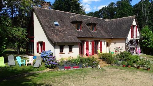 Bed & Breakfast Chambres De Month�ard