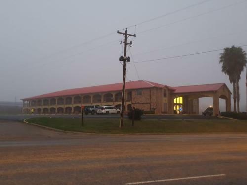 Chaparral Motel Hallettsville