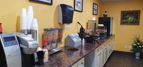 Chaparral Motel Hallettsville