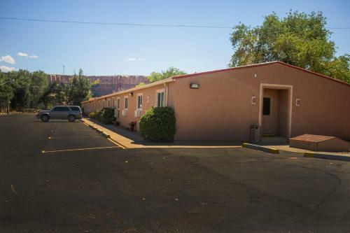 Motel Kokopelli Inn