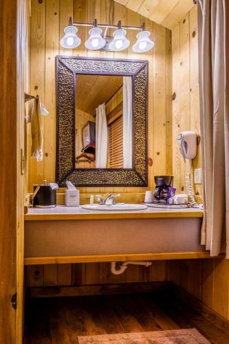 Posada Desert Rose Inn & Cabins