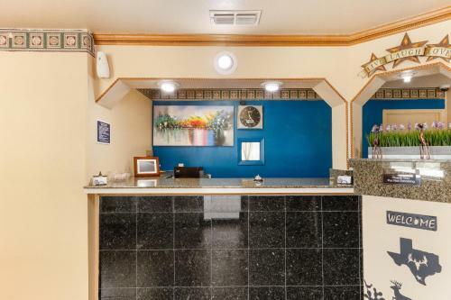 Hotel Freer Executive Inn & Suites