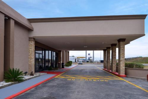 Motel Airport Inn