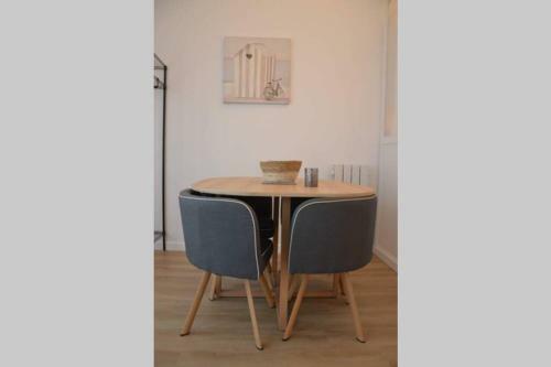 Joli Studio Ind�pendant 700m Des Plages
